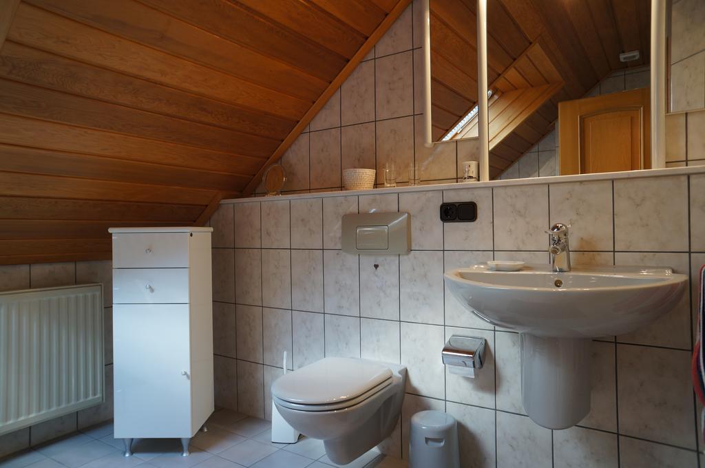 Ferienwohnung Bleialf Екстер'єр фото